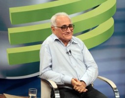 SALÁRIOS SOLAPADOS PELOS AUMENTOS CONSTANTES E ASCENDENTES DOS PRODUTOS E SERVIÇOS