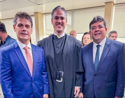 Rafael Fonteles prestigia posse do piauiense Maxwell Borges no TCE de São Paulo