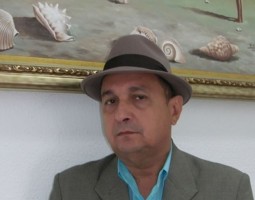 Oficineiro Literário promove reflexão sobre a liberdade com Elmar Carvalho