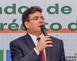 Rafael Fonteles anuncia concurso com 60 vagas para a Sasc
