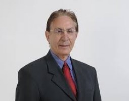 O Peso da Imortalidade: Reflexões sobre permanência e legado