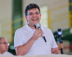 Governador Rafael Fonteles inaugura aeródromo, praça e visita obras de segurança e pavimentação em Barras nesta segunda (22)