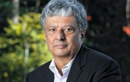 Escritor Jorge Caldeira toma posse na Academia Brasileira de Letras