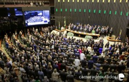 Projeto de combate à violência nas escolas está pauta da semana do Plenário da Câmara