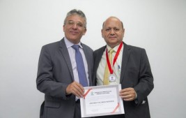 Presidente da APL recebe homenagem do Conselho Estadual de Cultura