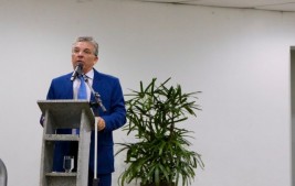 Nelson Nery lança o livro “Direito Constitucional Brasileiro” no auditório do TCE Piauí