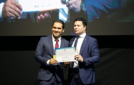 Prefeito de Uruçuí recebe homenagem do TJ durante Congresso das Cidades em Teresina