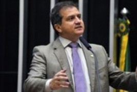 Deputado Simplício Araújo critica retrocessos no PLP 205/2012