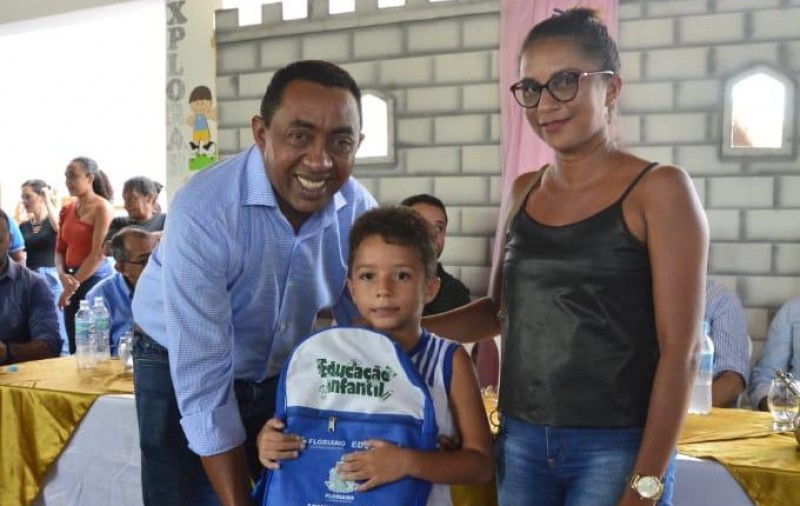 Prefeito Joel inaugura climatização da Escola Municipal Iracema Miranda