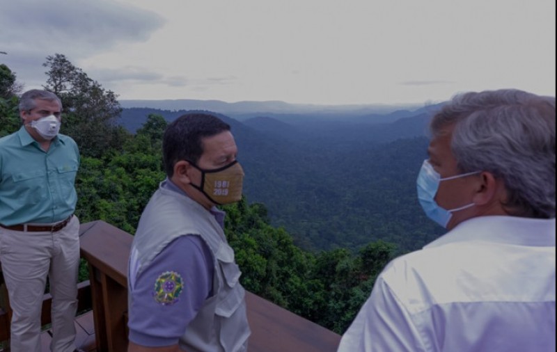 Vice-presidente Mourão visita Floresta Nacional dos Carajás no Pará