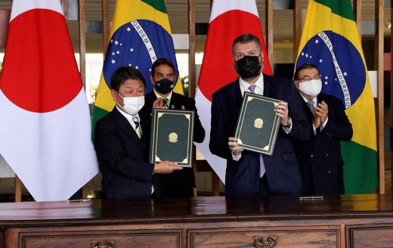 Brasil e Japão assinam acordo de cooperação em tecnologias para grafeno e nióbio