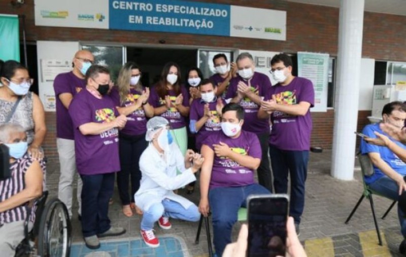 Piauí inicia vacinação de pessoas com deficiência