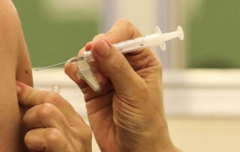 Brasil já ocupa o segundo lugar em vacinação entre grandes nações