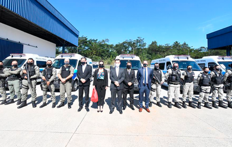 Governo Federal entrega novos veículos para o sistema prisional brasileiro