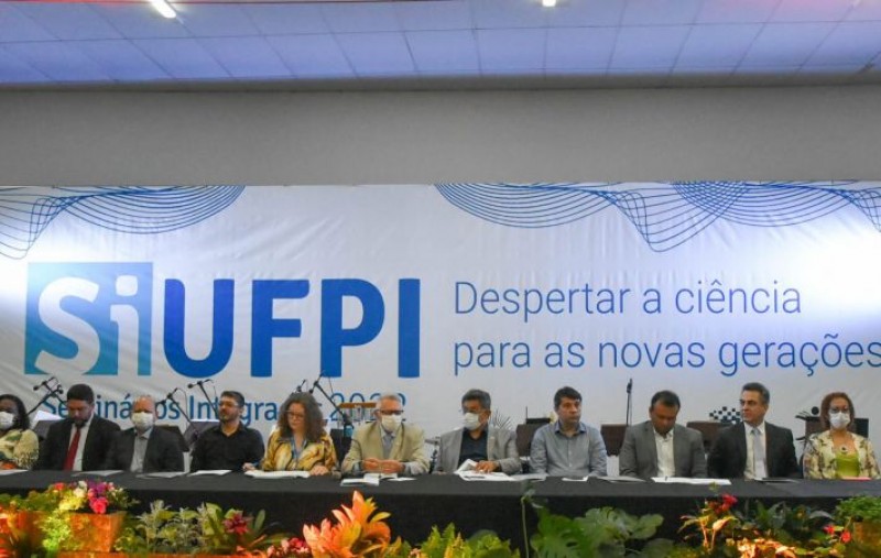 APL na abertura do SIUFPI