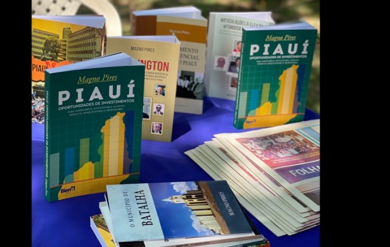 Barras expõe livros de autores piauienses na Feira da ALVAL