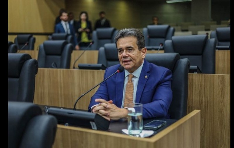 Henrique Pires comemora maior conjunto habitacional da história de Batalha