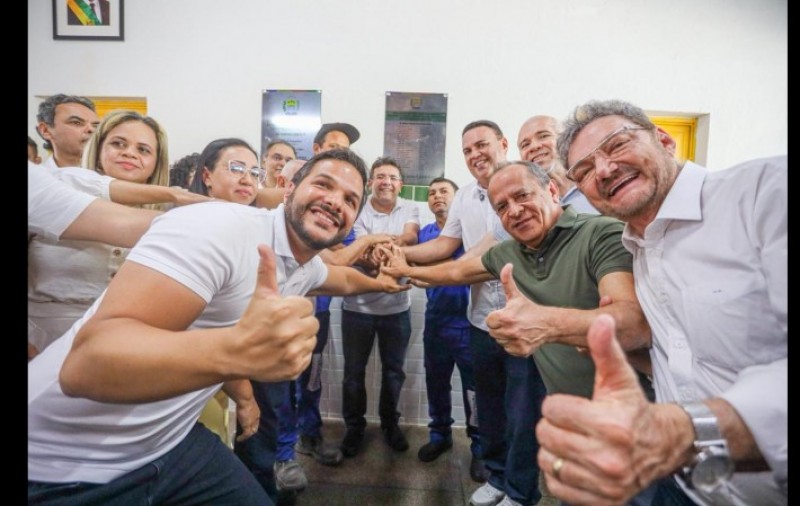 Governador entrega reforma do centro estadual de ensino em São Raimundo Nonato e conclui modernização de todas as escolas do município